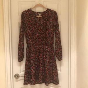 Bass floral dress with long sleeves